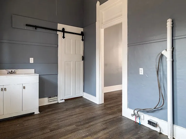 856 River Ave — Photo 18