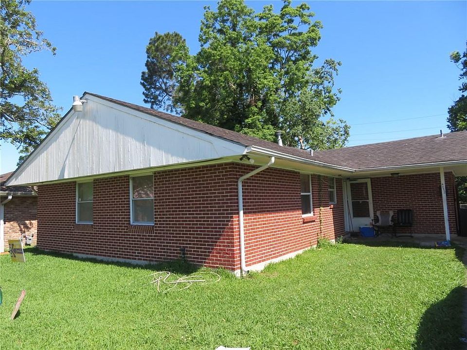 1st image of 4858 Berkley Dr