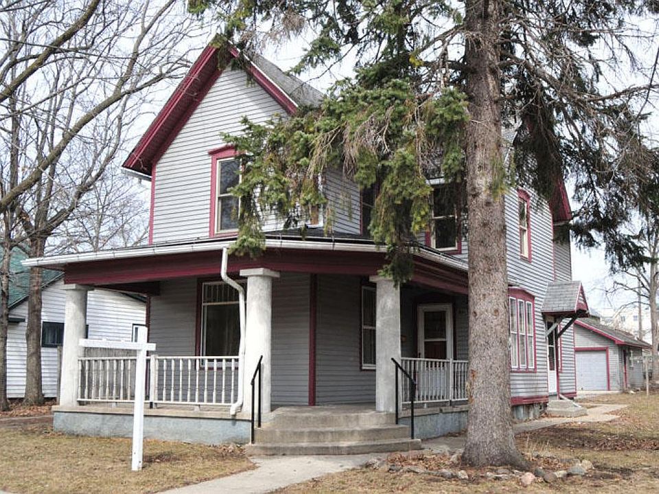 1st image of 206 Carroll St