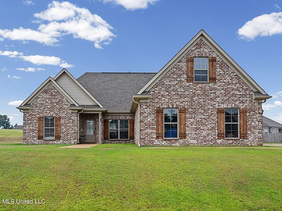 2nd image of 103 Cross Creek Dr