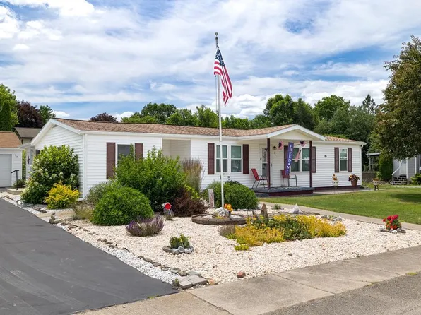 37 State St, Lawrenceville, PA 16929