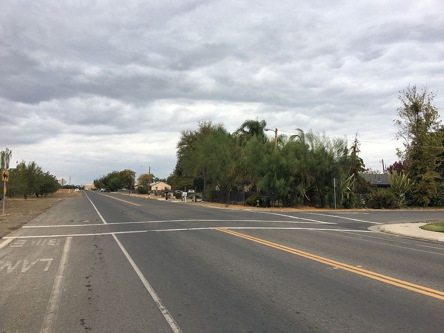 2nd image of 8904 River Rd