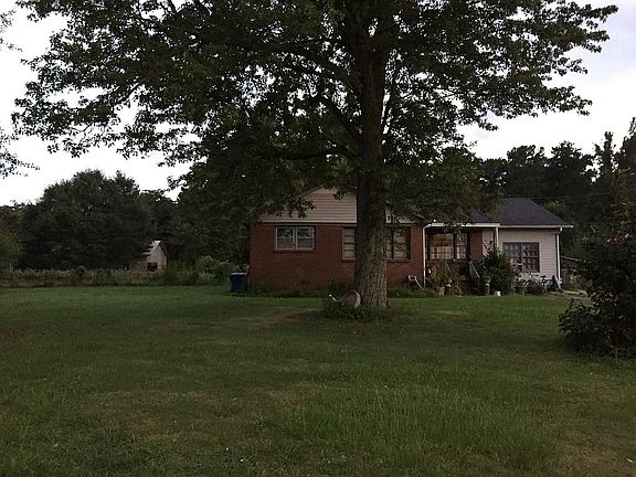 4th image of 1102 Wood Ave