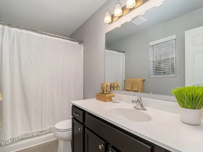 331 Catera Ct — Photo 21