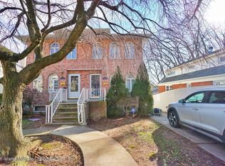 2142 Richmond Rd, Staten Island, NY 10306
