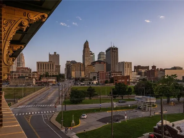 523 Grand Blvd APT 4B, Kansas City, MO 64106