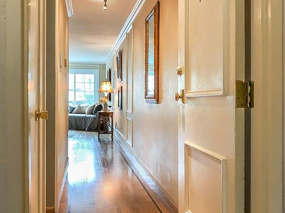 4th image of 2924 Sacramento St #1