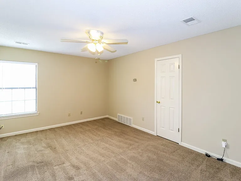 1611 Oaken Bucket Dr — Photo 18
