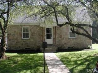 1450 Salisbury Rd, Allentown, PA 18103