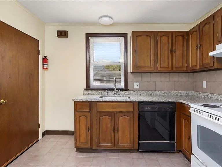 246 George Waterman Rd #2 — Photo 10