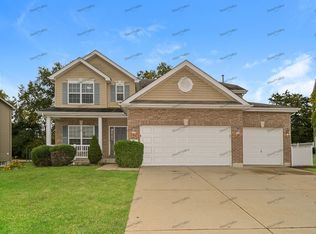 508 Mason Creek Dr, Lake Saint Louis, MO 63367