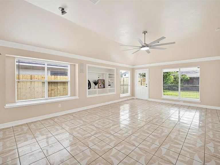 12522 Magnolia Cyn — Photo 12