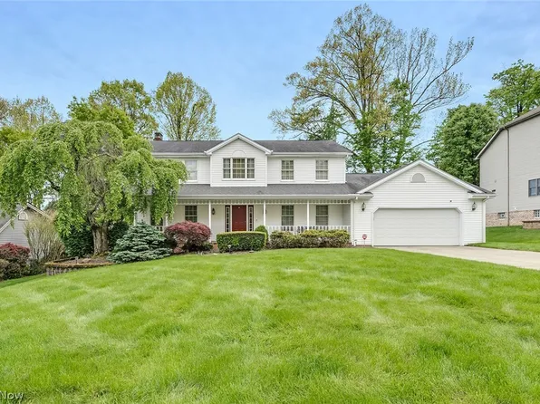 5901 Sharon Dr, Youngstown, OH 44512