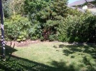 2 Saint Helens Ln, Chico, CA 95973