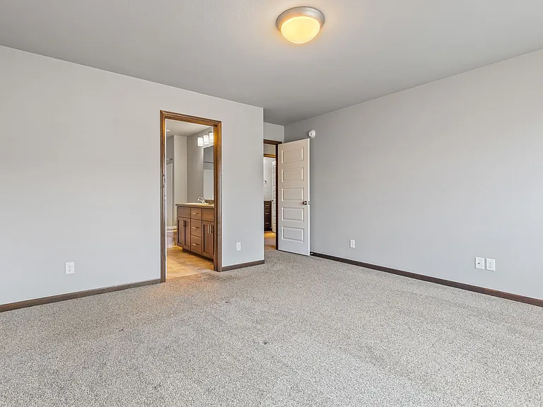 3355 Prairie Heights Way — Photo 14