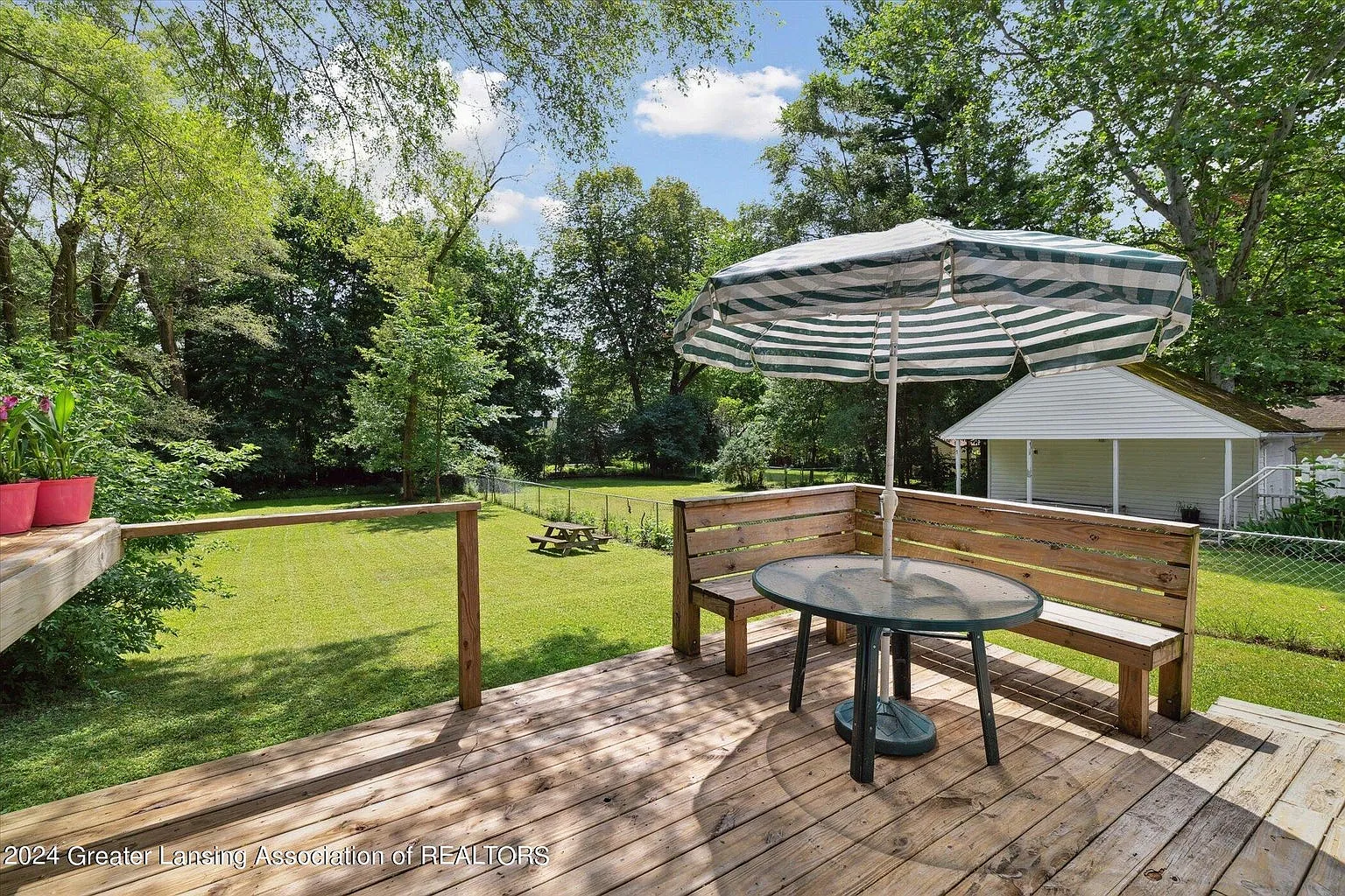 3 bed, 1267 sqft, $2,200 — Photo 3
