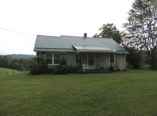 646 Pleasant Grove Rd, Independence, VA 24348