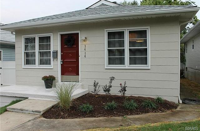 1st image of 3414 Manhattan Ave
