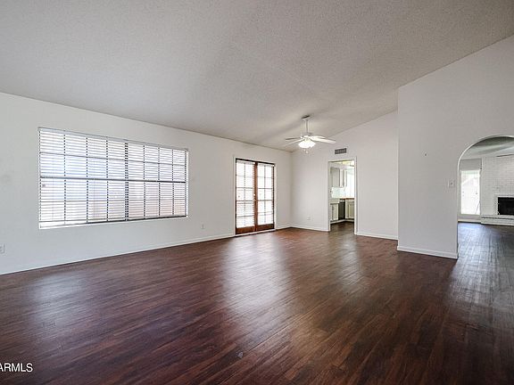 3rd image of 2414 W KIOWA Circle
