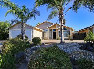 7907 Cresentdale Way, Sacramento, CA 95823