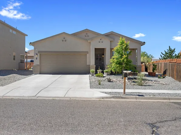50 Vista Del Cerro Dr, Los Lunas, NM 87031