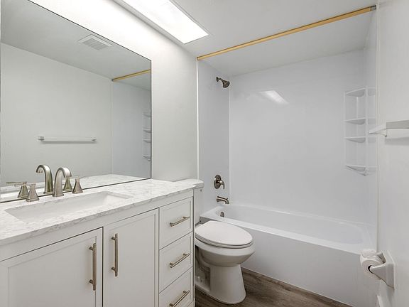 3rd image of 471 Kirk Rd #D