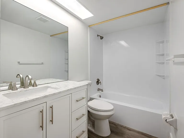 471 Kirk Rd #D — Photo 3