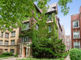 1354 W Greenleaf Ave APT 1B, Chicago, IL 60626