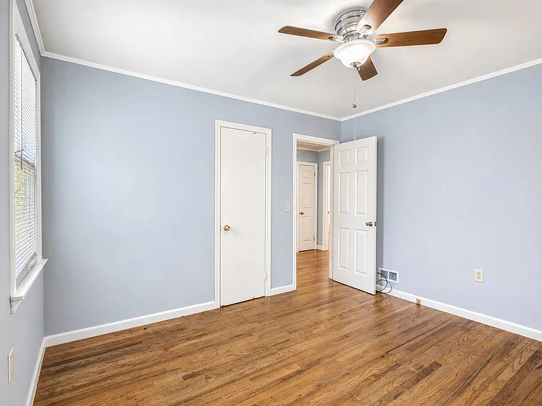 2107 Long Shadow Ln — Photo 6