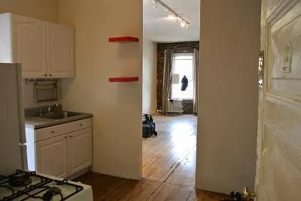 Rented by Veracity NYC LLC | media 26