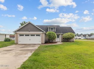 393 Haw Branch Rd, Richlands, NC 28574