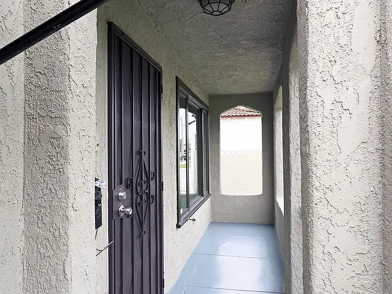 625 Palm Dr — Photo 13