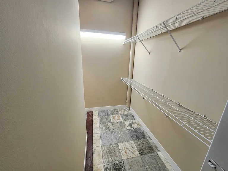 Pioneer Endicott — Photo 123