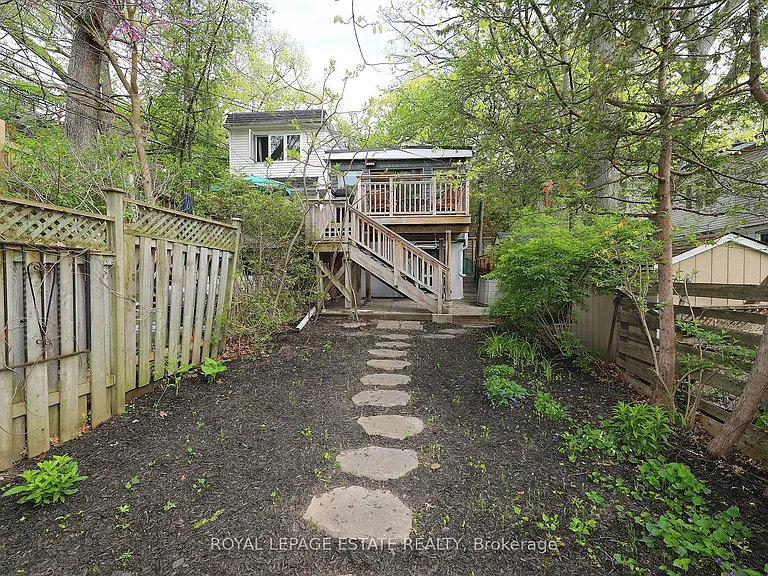 27 Sycamore Pl — Photo 36