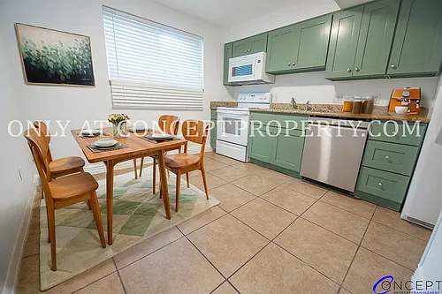 466 E Woodland Ave Photo 1