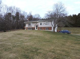 109 Pine Knoll Dr, Ludlow, MA 01056