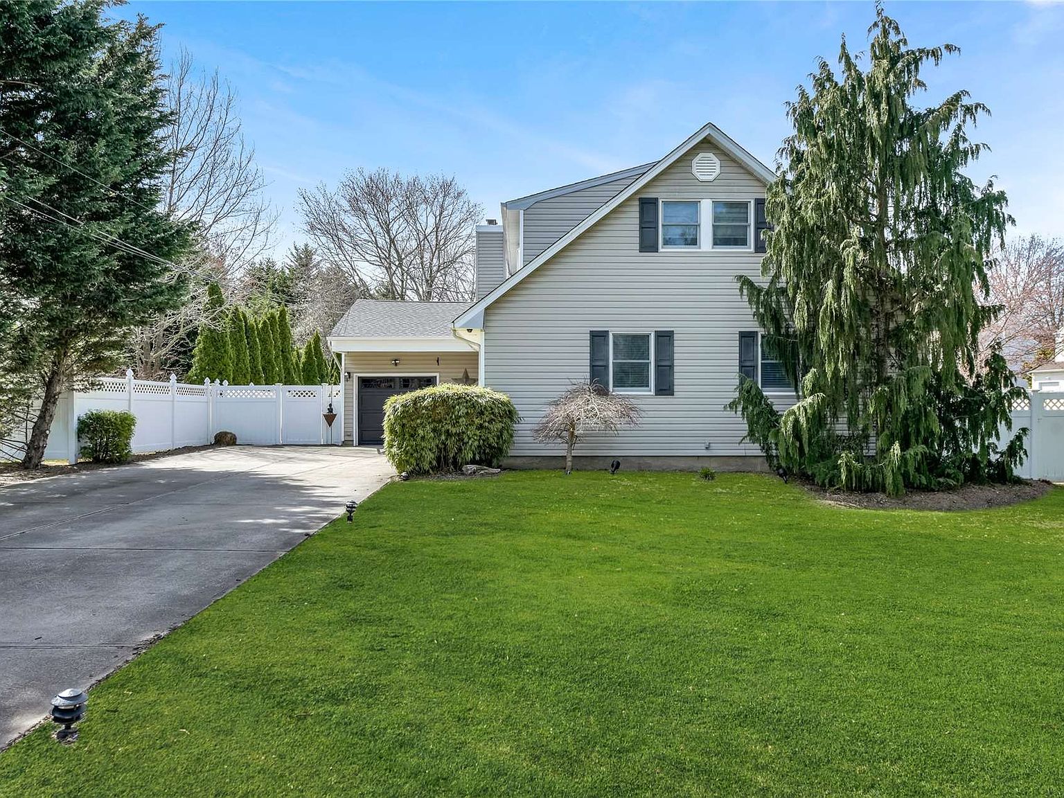 126 S Hillside Avenue, Nesconset, NY 11767 Zillow