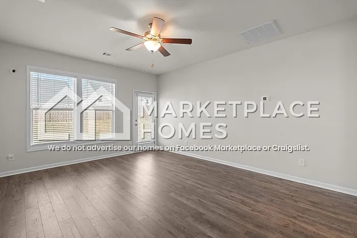 605 Count Fleet Ct — Photo 17