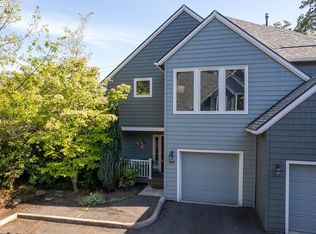 15520 SW Neptune Ln, Beaverton, OR 97007