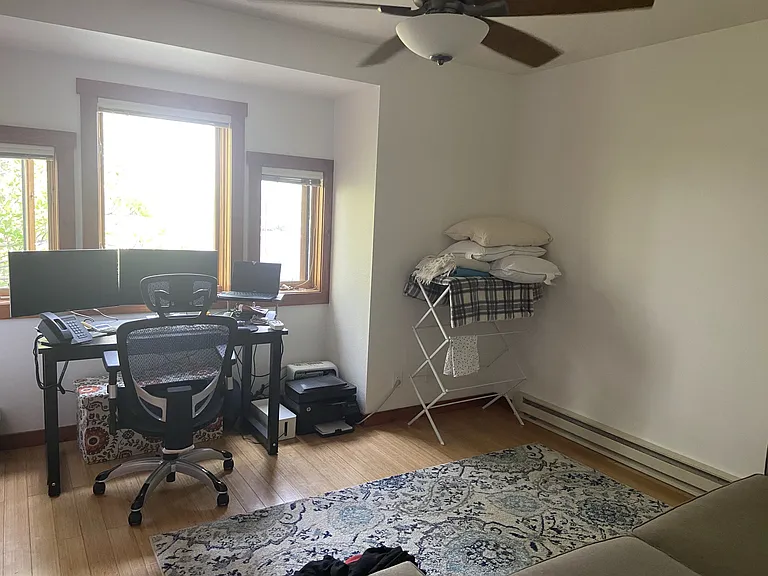 591 W Broadway Ave — Photo 7