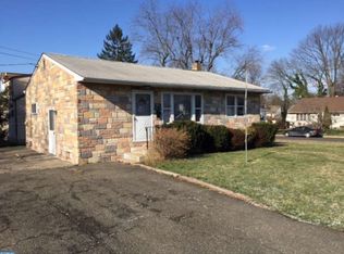 64 Harvey Rd, Warminster, PA 18974