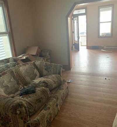 4th image of 120 W Railroad St