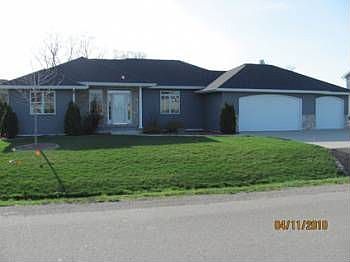 1st image of 327 Wyldeberry Ln