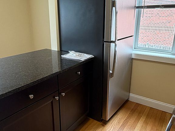 Stainless Steel granite in kitchen