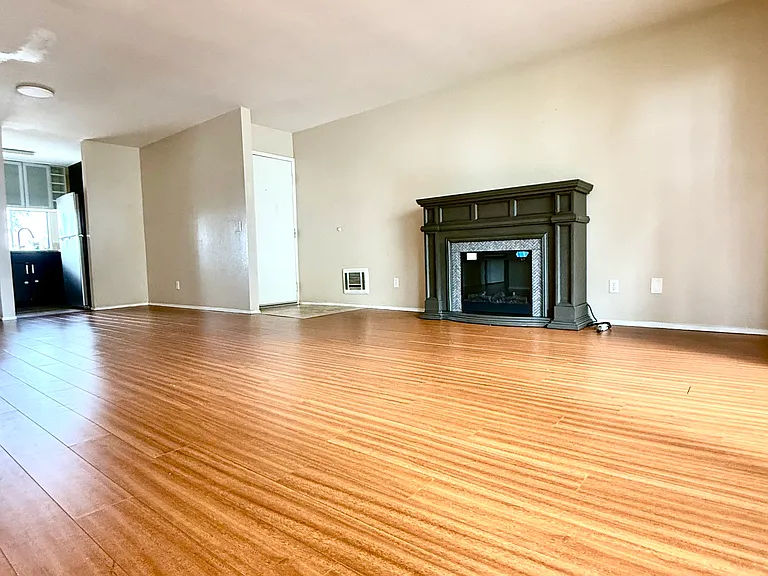 6222 Agee St #5 — Photo 4