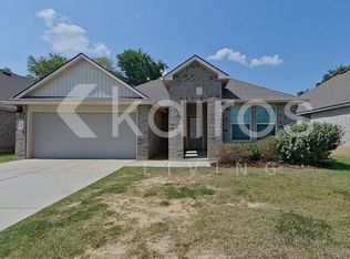 108 Yardley Ct, Lafayette, LA 70507