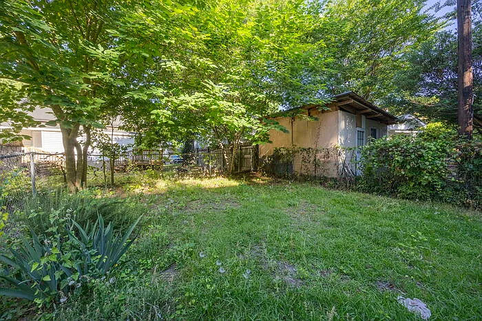 119 Church St — Photo 23