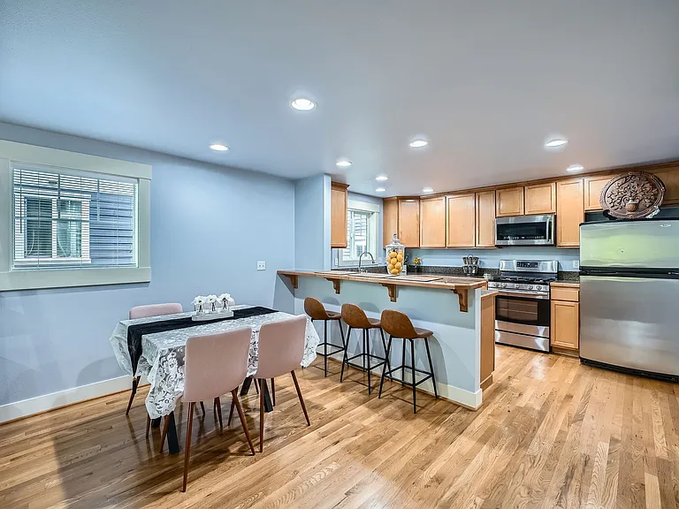 309B 27th Ave S — Photo 15