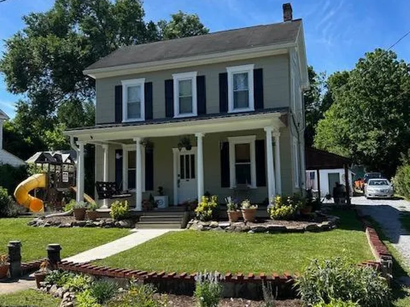 20107 Hogmaw Rd, Keedysville, MD 21756