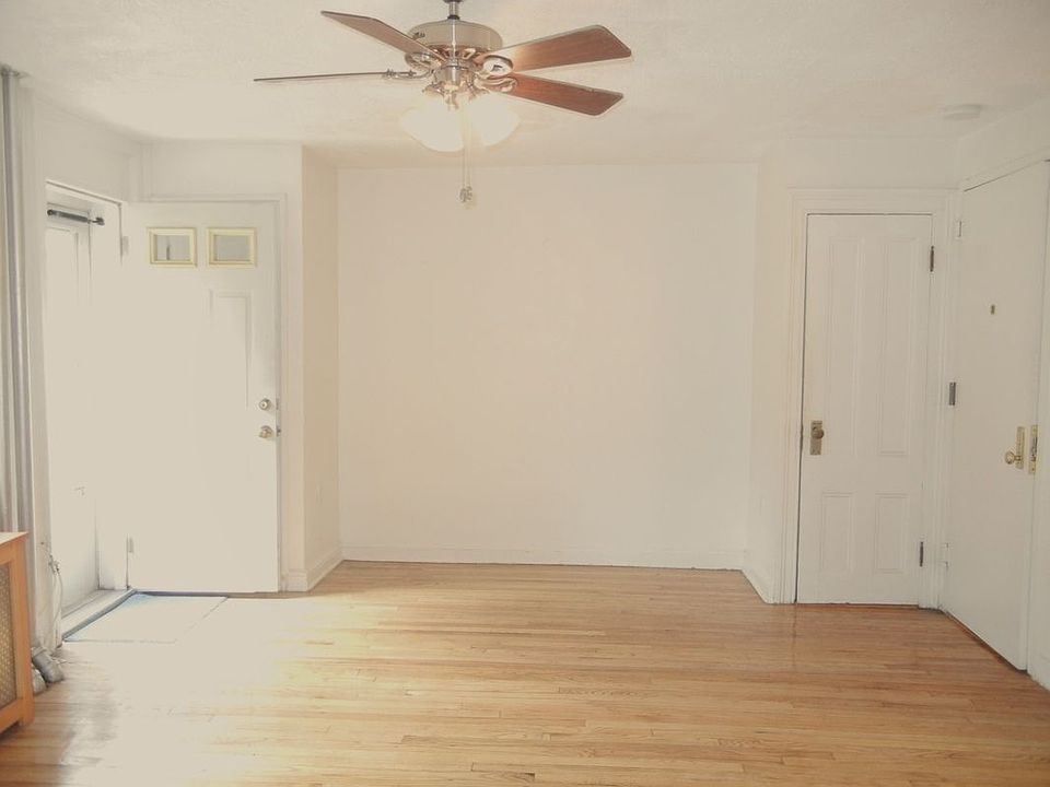 1st image of 540 Pacific St APT 1R